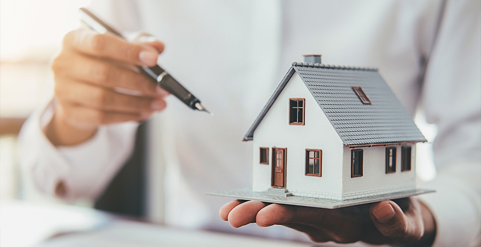 ASSURANCES HYPOTHÉCAIRES VS ASSURANCES PRIVÉES